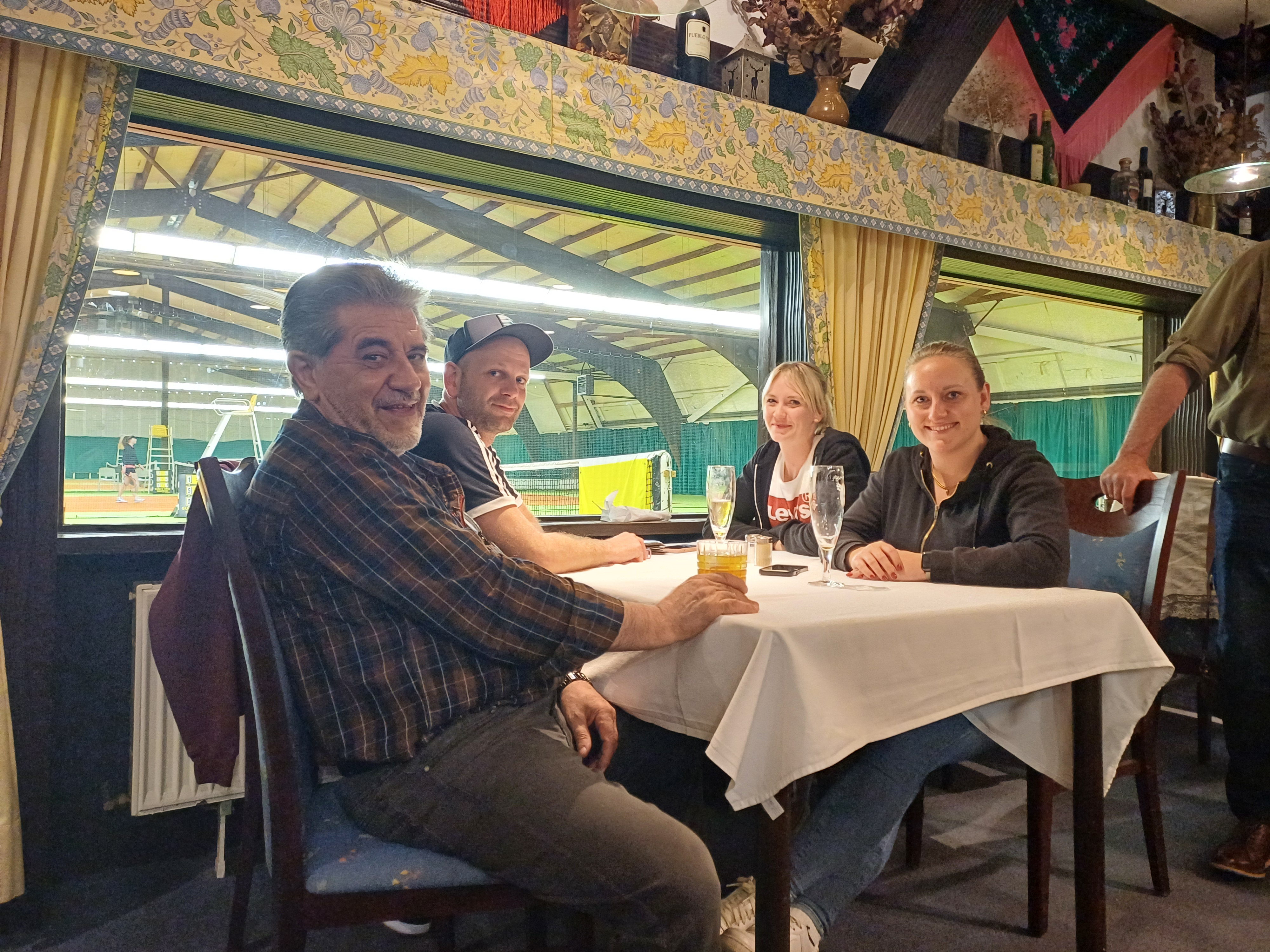 20250405_212216 20250405_212216